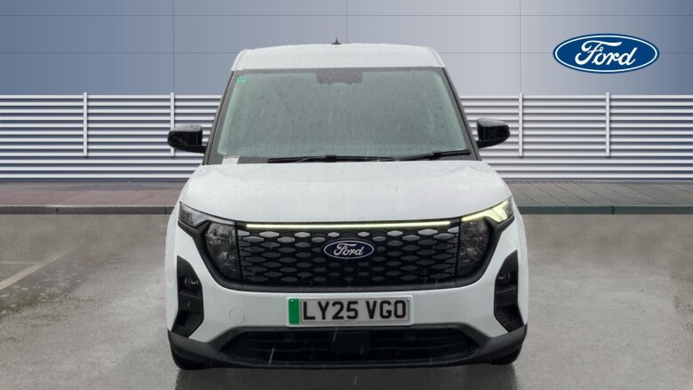 Ford Transit Courier E-Transit Courier 100kW 43kWh Limited Van Auto